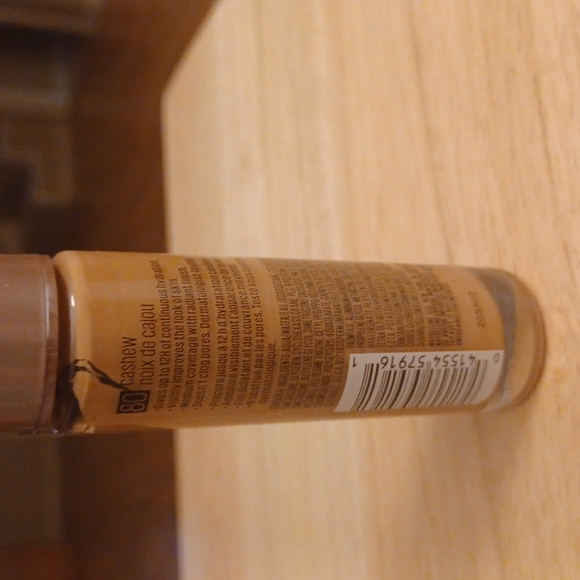 Maybelline Dream Radiant Liquid Hydrating Foundation Brand New #80 Cashew - Picture 2 of 3